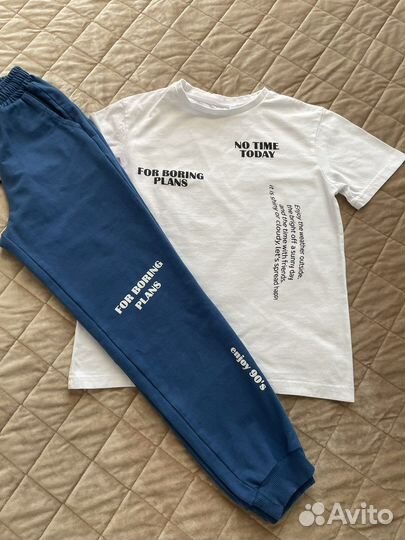 Летний костюм на мальчика 128/134