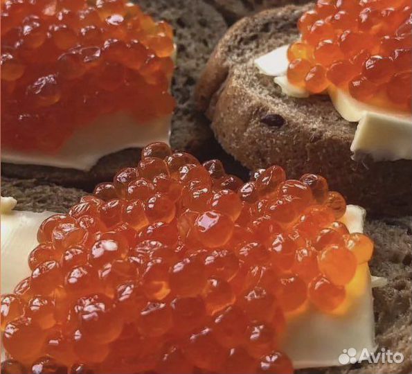 Красная икра в ассортименте