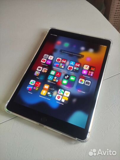 iPad 7 2019 10.2 32 Гб
