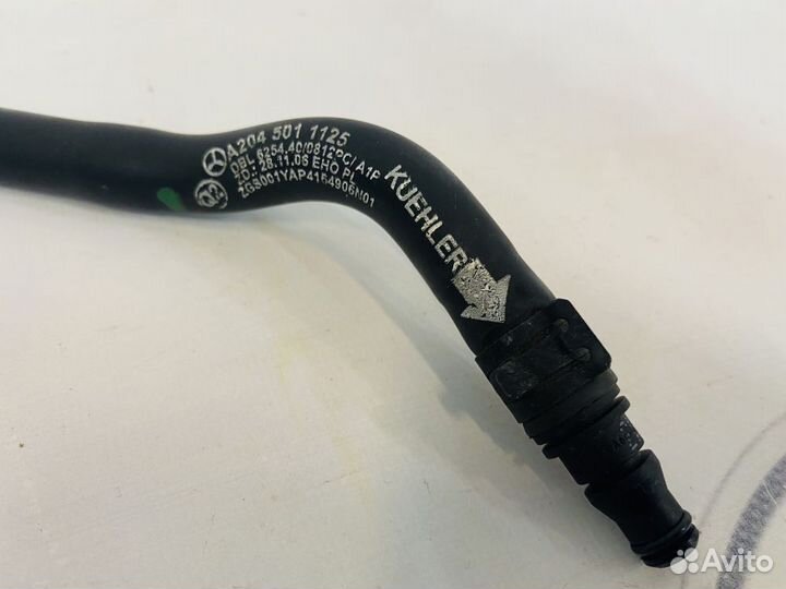 Трубка вентиляционная Mercedes W204 W212