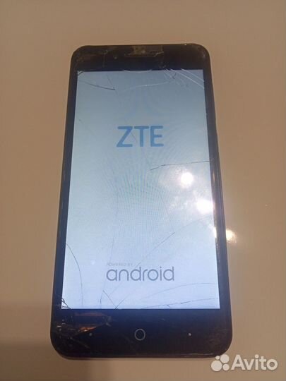 Смартфон ZTE Blade A610c