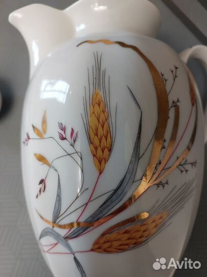 Чайник с росписью