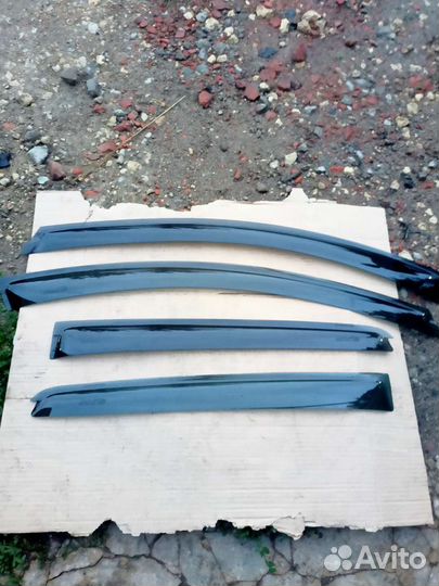 Дефлекторы боковых стекол (ветровики) Лада Веста