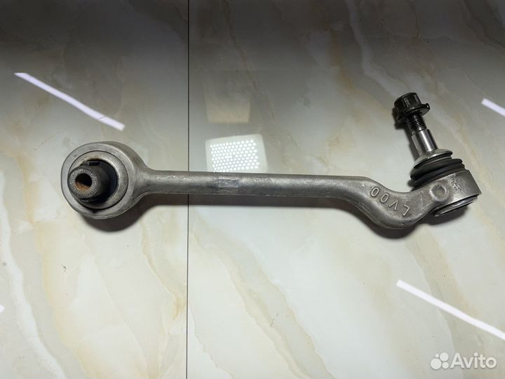 Рычаг поперечный BMW E90/E91/E92/E93 (2005—2010)