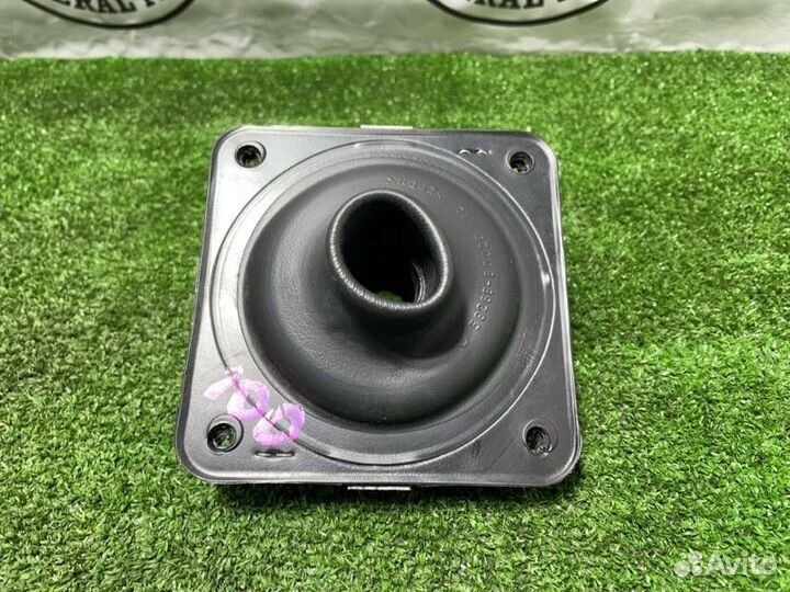 Кожух селектора раздатки Toyota Land Cruiser