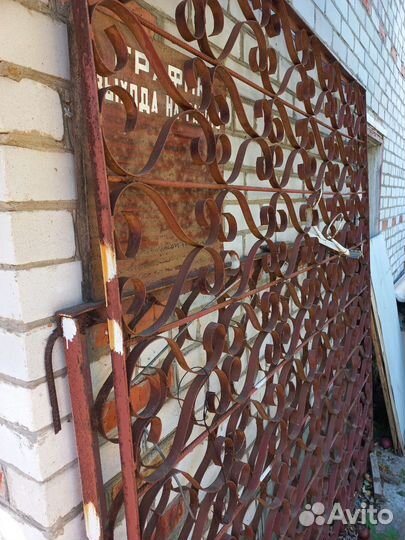 Решетки на окна бу 211*229, 211*149