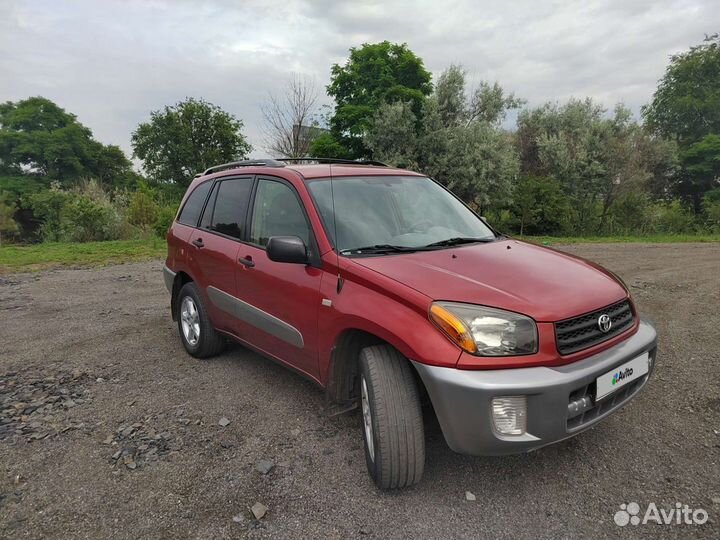 Toyota RAV4 2.0 AT, 2002, 185 000 км