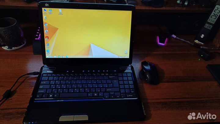 Ноутбук i3, DDR3 8Gb, HD 6730M, SSD