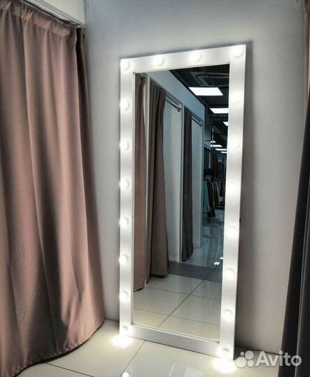 Гримерное зеркало