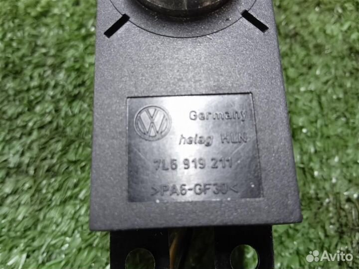 Выключатель VW Touareg 2002-2010