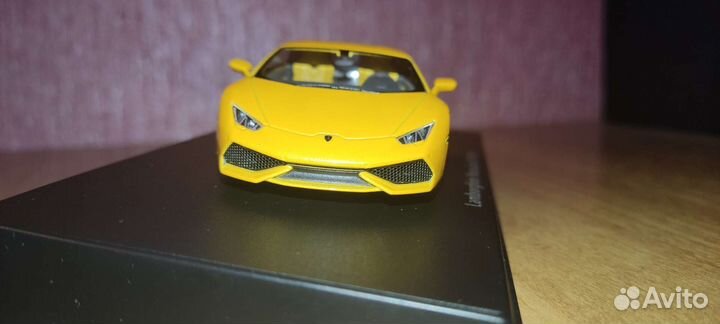 Модель 1/43 Lamborghini Huracan LP 610-4 (2014)