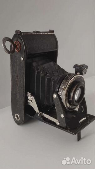 Немецкий фотоаппарат Voigtlander Bessa