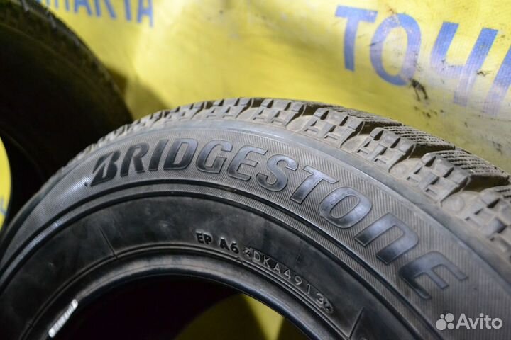 Bridgestone Blizzak VRX 225/60 R16