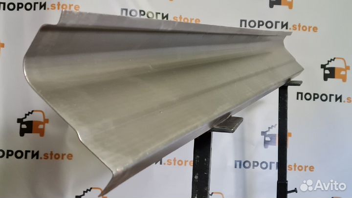 Кузовной порог левый Hyundai Tiburon 2