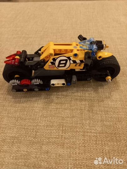 Lego Technic 42058