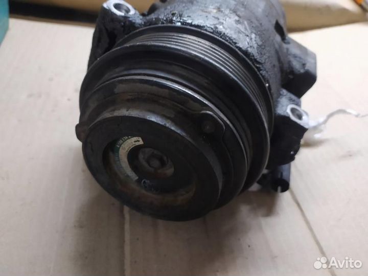 Компрессор кондиционера Mercedes W208 CLK