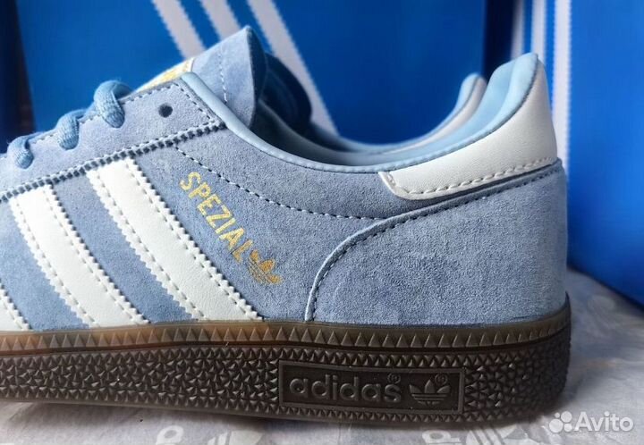 Adidas spezial