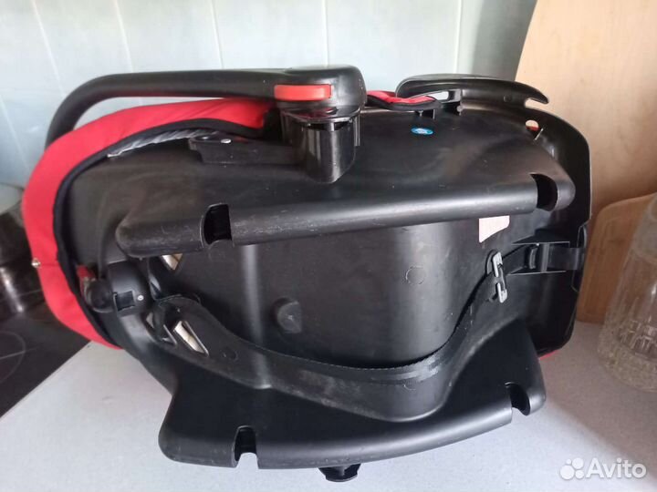 Кресло автомобильное люлька