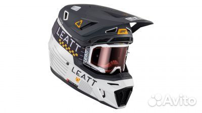 Шлем кроссовый Leatt Moto 8.5 Helmet с очками