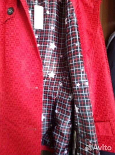 Красный пиджак