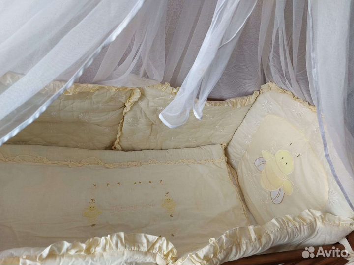 Кровать с балдахином