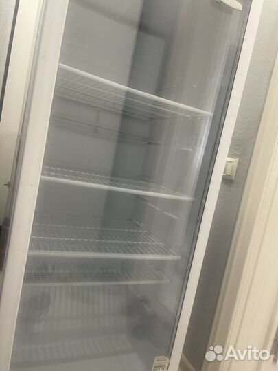 Холодильный шкаф со стеклянной дверью бу