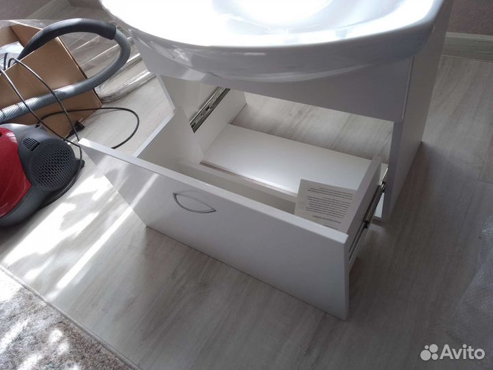 Тумба для ванной подвесная