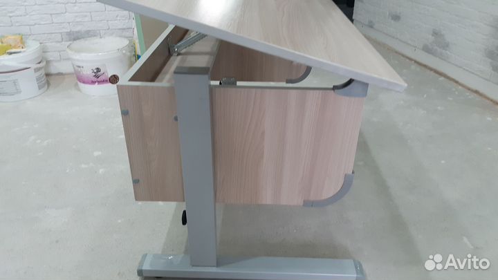 Стол детский