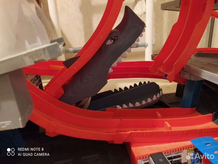 Гоночный трек Hot wheels Ultimate Garage