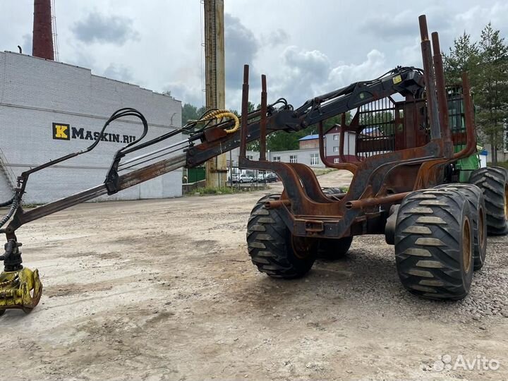 Форвардер John Deere 1010D