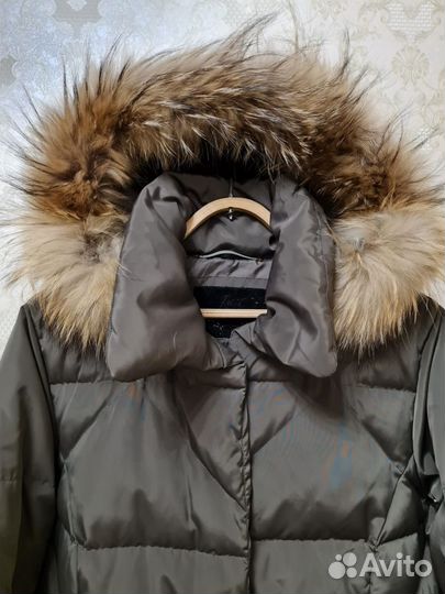 Пуховик женский зимний р.50