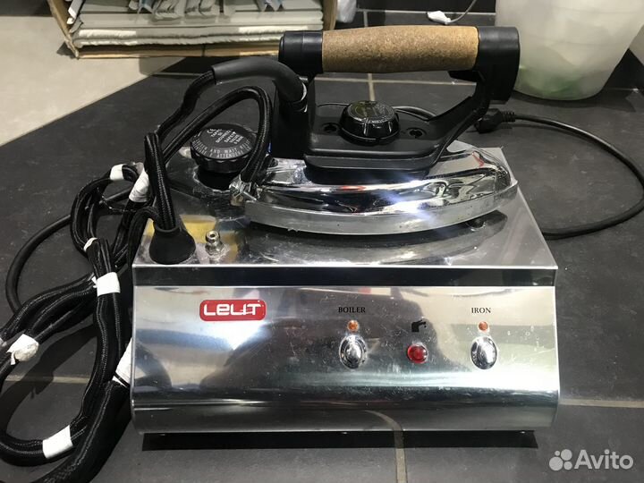 Утюг с парогенератором