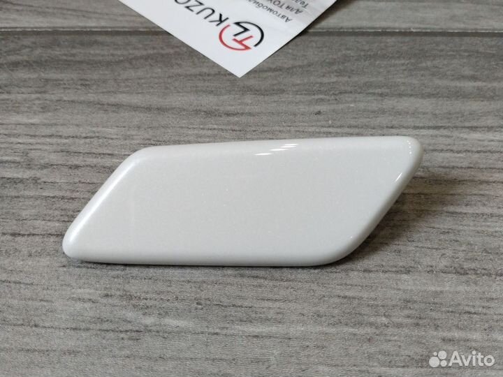 Крышка форсунки Прадо 150 левая белый перл 17-20