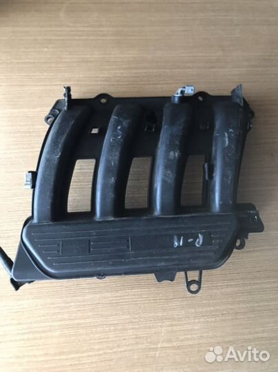 7700111439 Renault Коллектор впускной