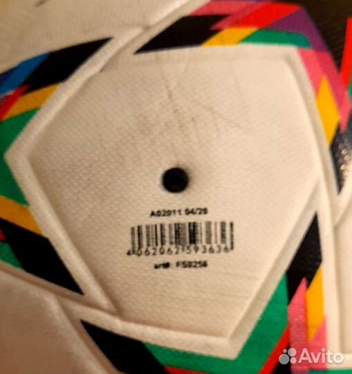 Футбольный мяч adidas лига чемпионов 2023