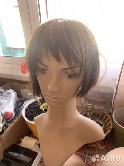 Парики и манекены