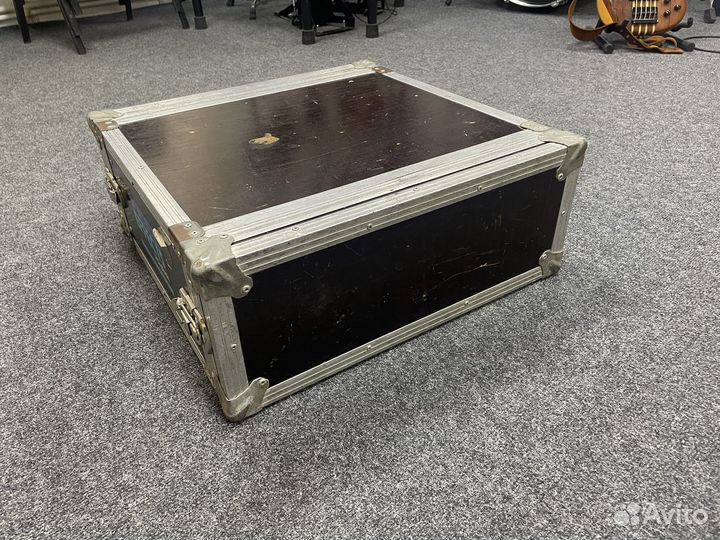 Рэковый кейс U4 для звукового оборудования