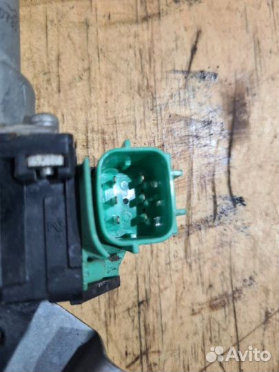 Стеклоподъемник передний левый Nissan Juke F15 1.6