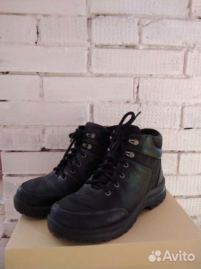 Ботинки школьные