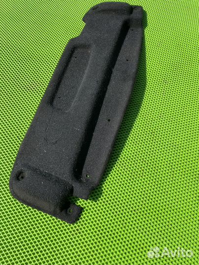 Обшивка крышки багажника лада веста