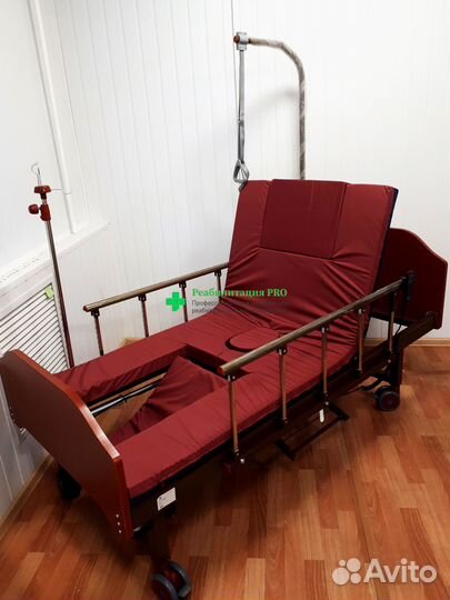 Медицинская кровать для ухода за больными
