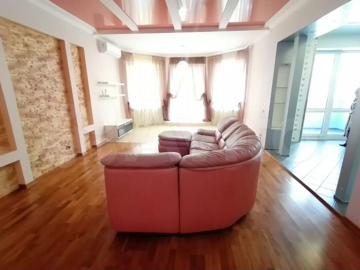 3-к. квартира, 118,5 м², 2/3 эт.