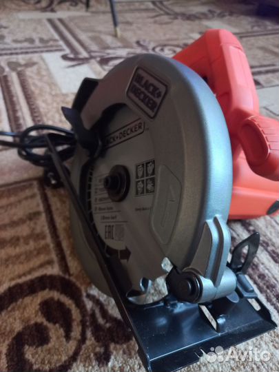 Дисковая пила Blak Decker Новая