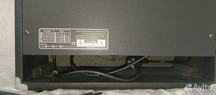 Гитарный комбоусилитель 30 ватт