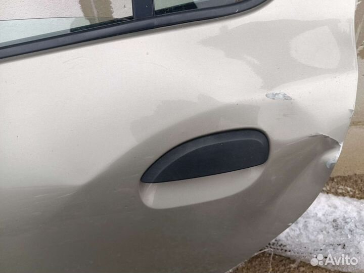 Наружние ручки дверей Renaukt Logan 2