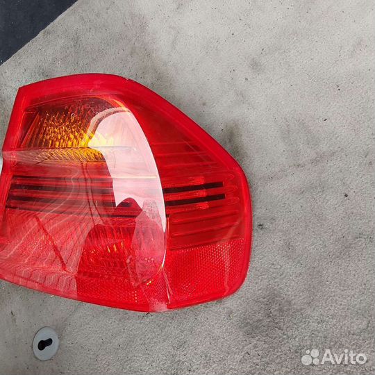 Bmw e90 седан задний правый левый фонарь