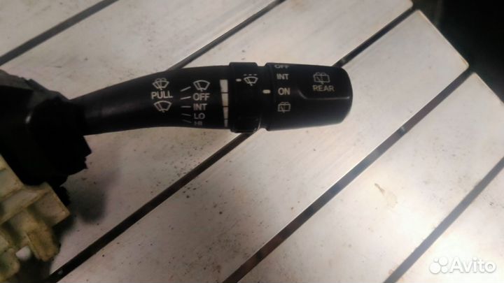 Переключатель подрулевой для Hyundai Tucson