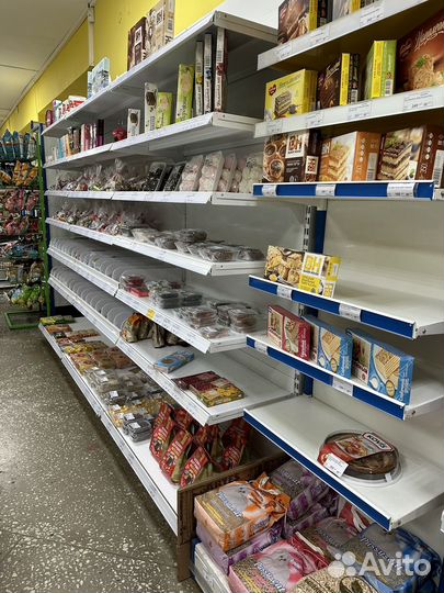 Стеллажи,холодильники,весы,лари,витрины