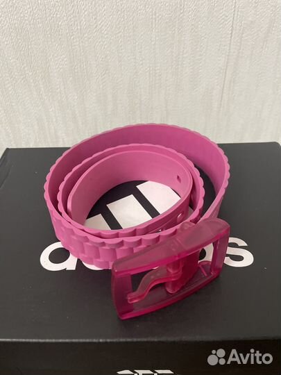 Розовый силиконовый ремень Adidas