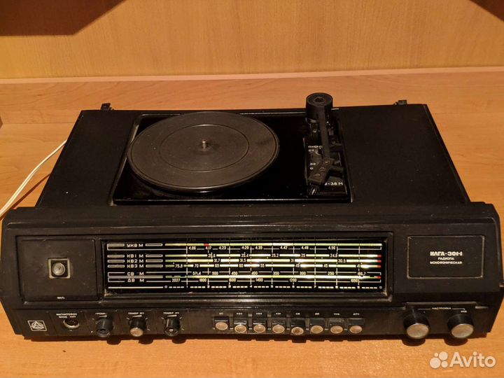 Проигрыватель Илга-301-1